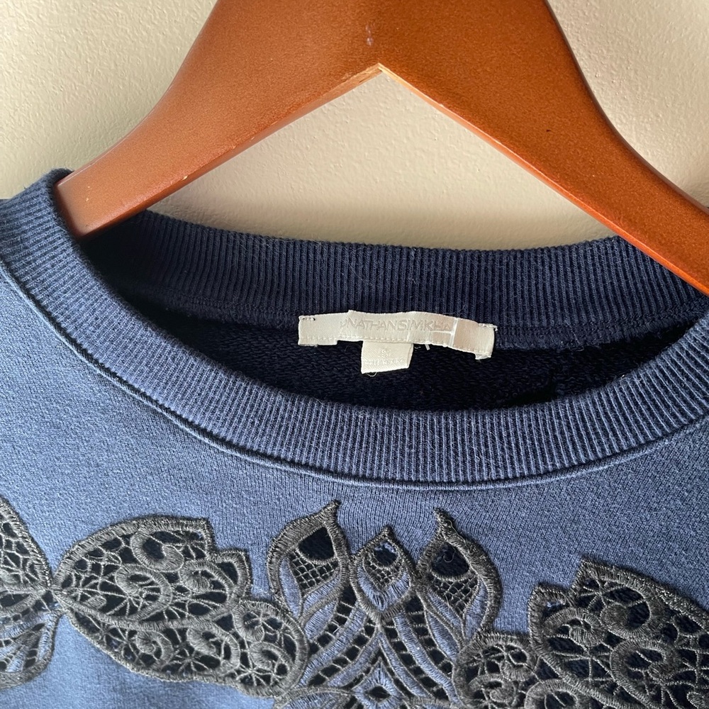 Jonathan Simkhai Lace Applique Pullover Sweatshirt Navy Blue Black Cropped Small - Picture 5 of 5
